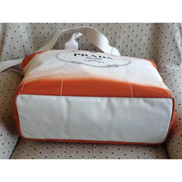 プラダ大ハンドバッグ偽物2wayロゴ付カナパアイボリー×オレンジ